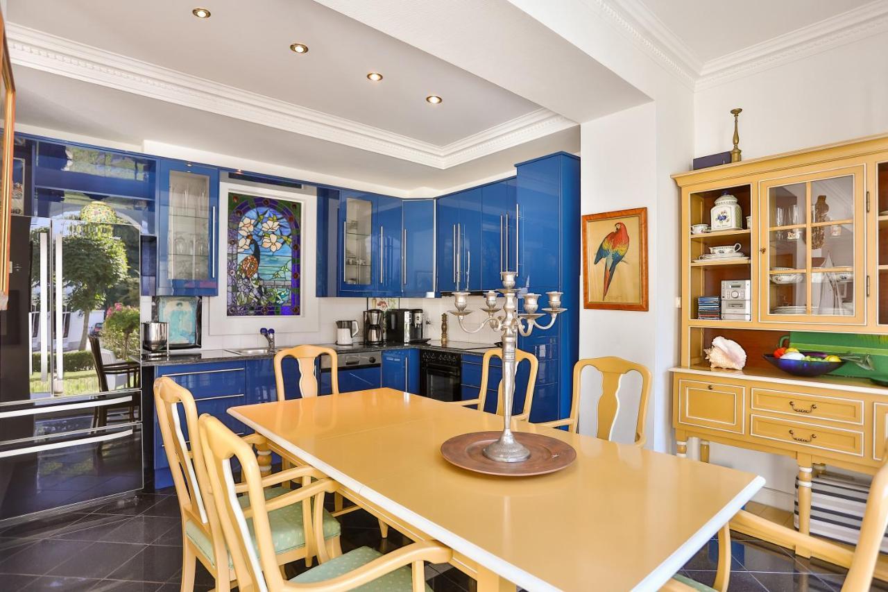 Bella Rosa Apartment